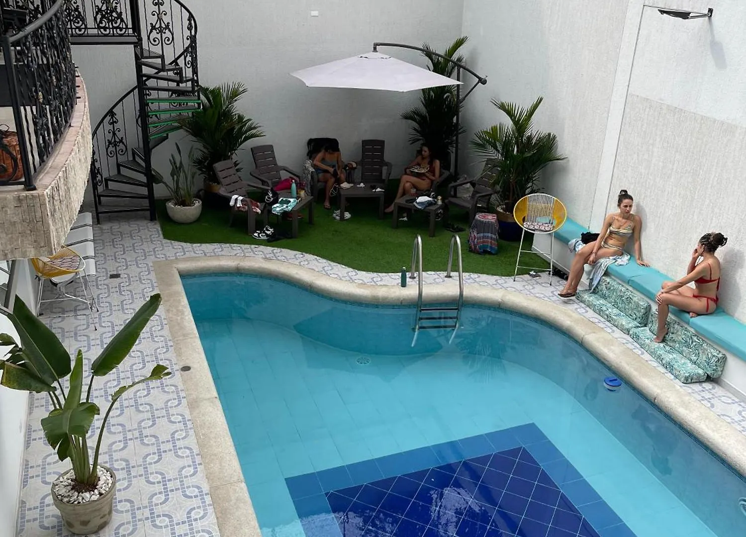 The View Hostel & Lounge Cali